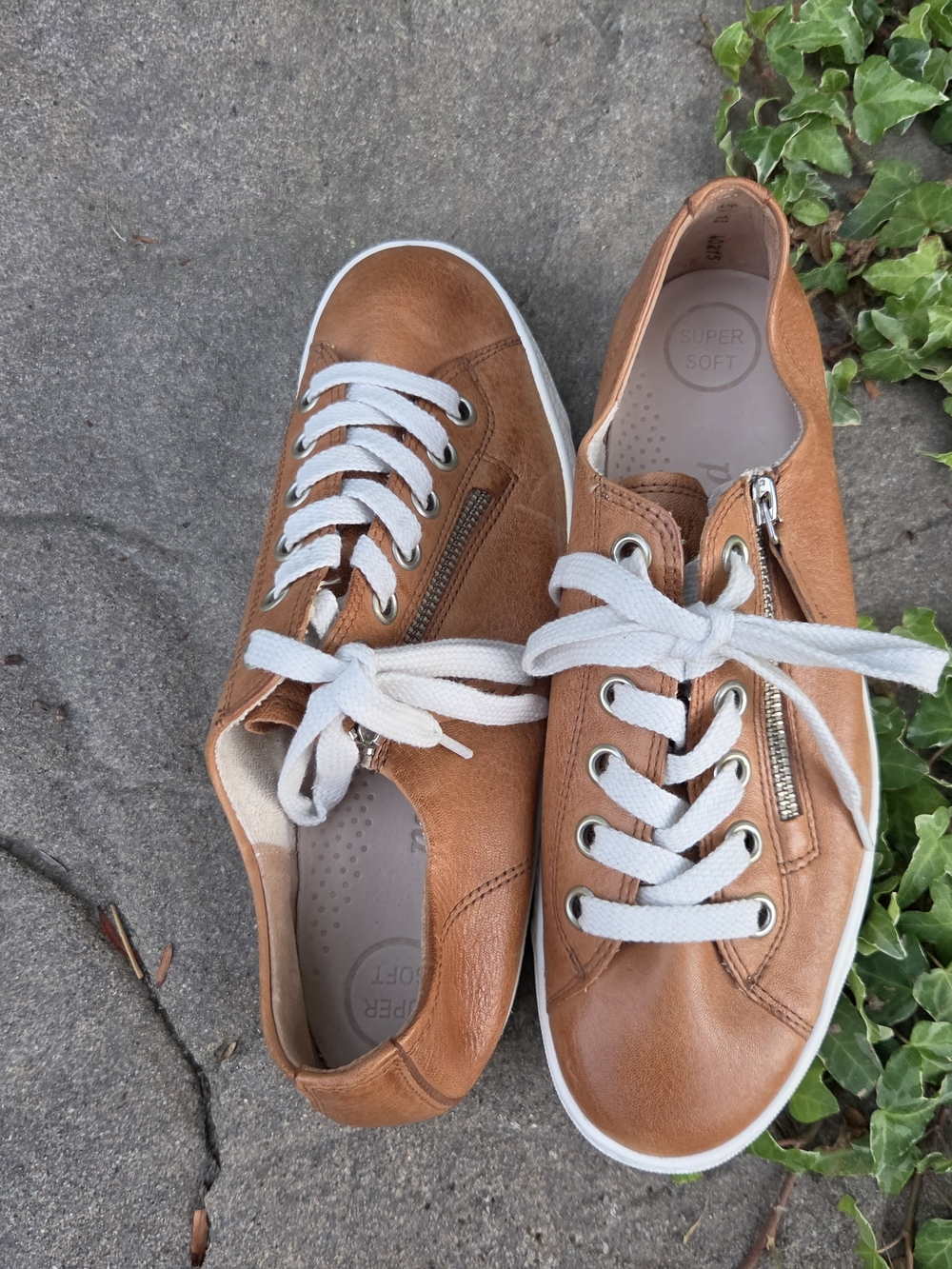 Paul Green Cognac Brown Leather Lace-Up Sneaker with Side Zipper Size 5.5 - Picture 2 of 7